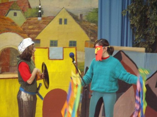 Hraje celá dědina aneb S veselou myslí na nesmysly. - 18.3.2006